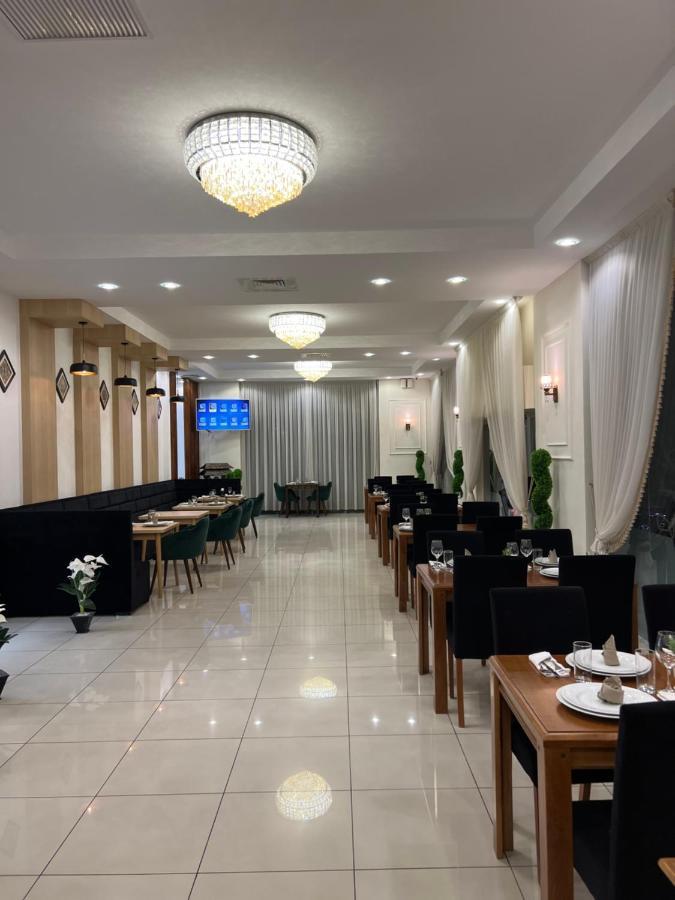 Attention Payement A La Reservation En Euros 오랑 외부 사진